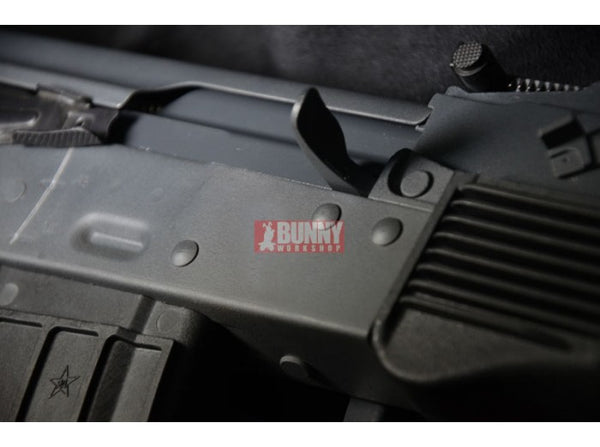 Bunny Custom: Grey Tactical AK GBB Rifle